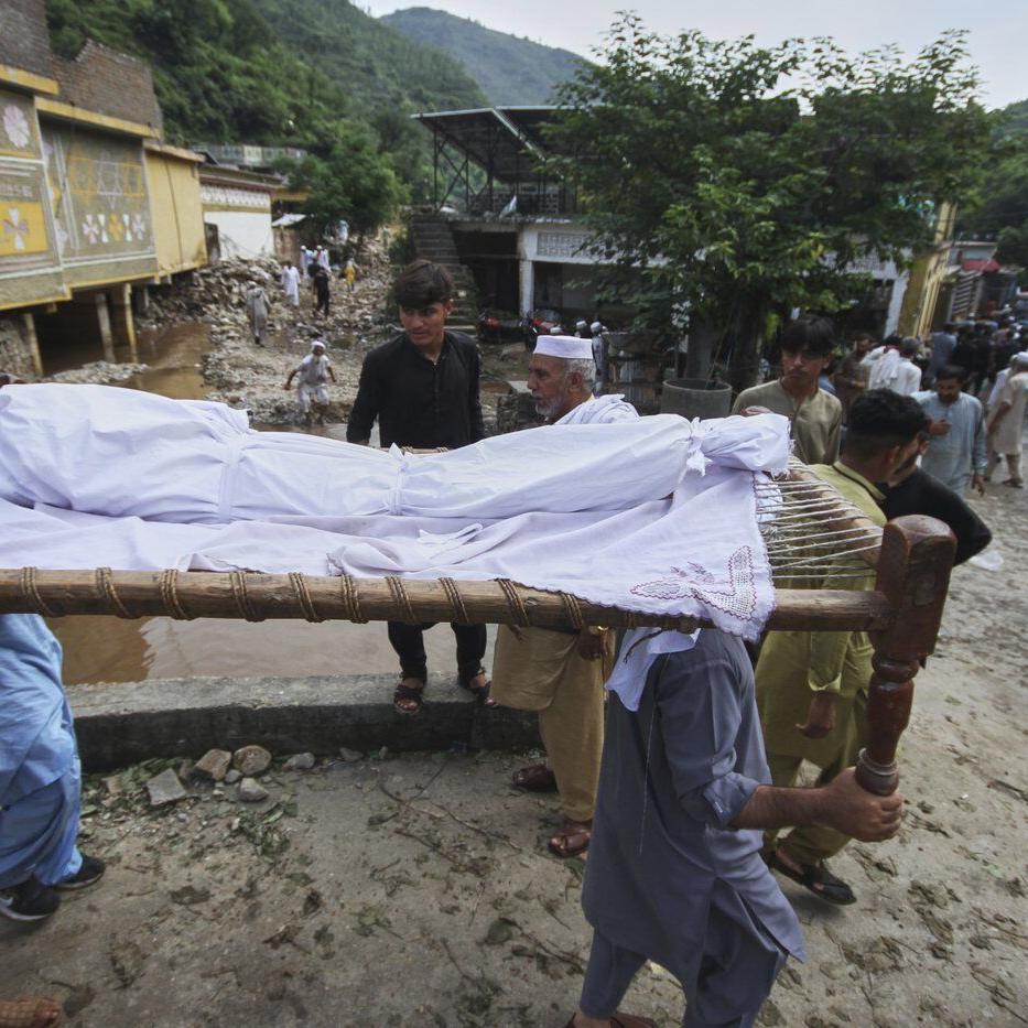 Pakistan issues flood alert for southern districts as rescuers search for missing in the northwest